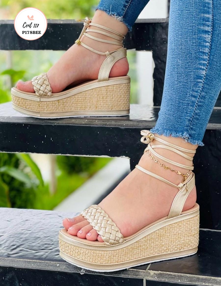 Sandalias de Plataforma de Yute con Tiras y Cadenas Metálicas - Ref. P178