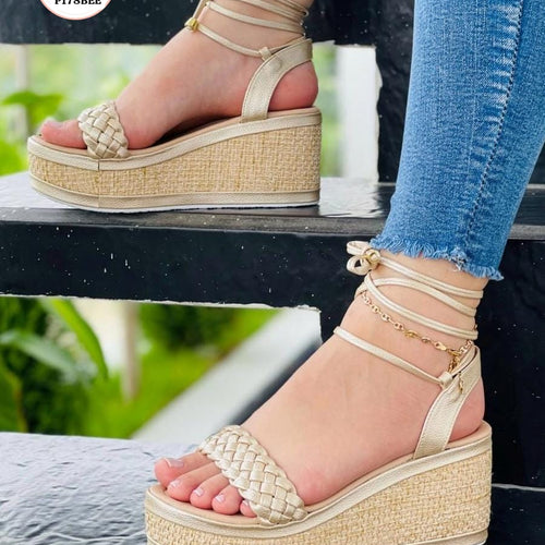 Sandalias de Plataforma de Yute con Tiras y Cadenas Metálicas - Ref. P178