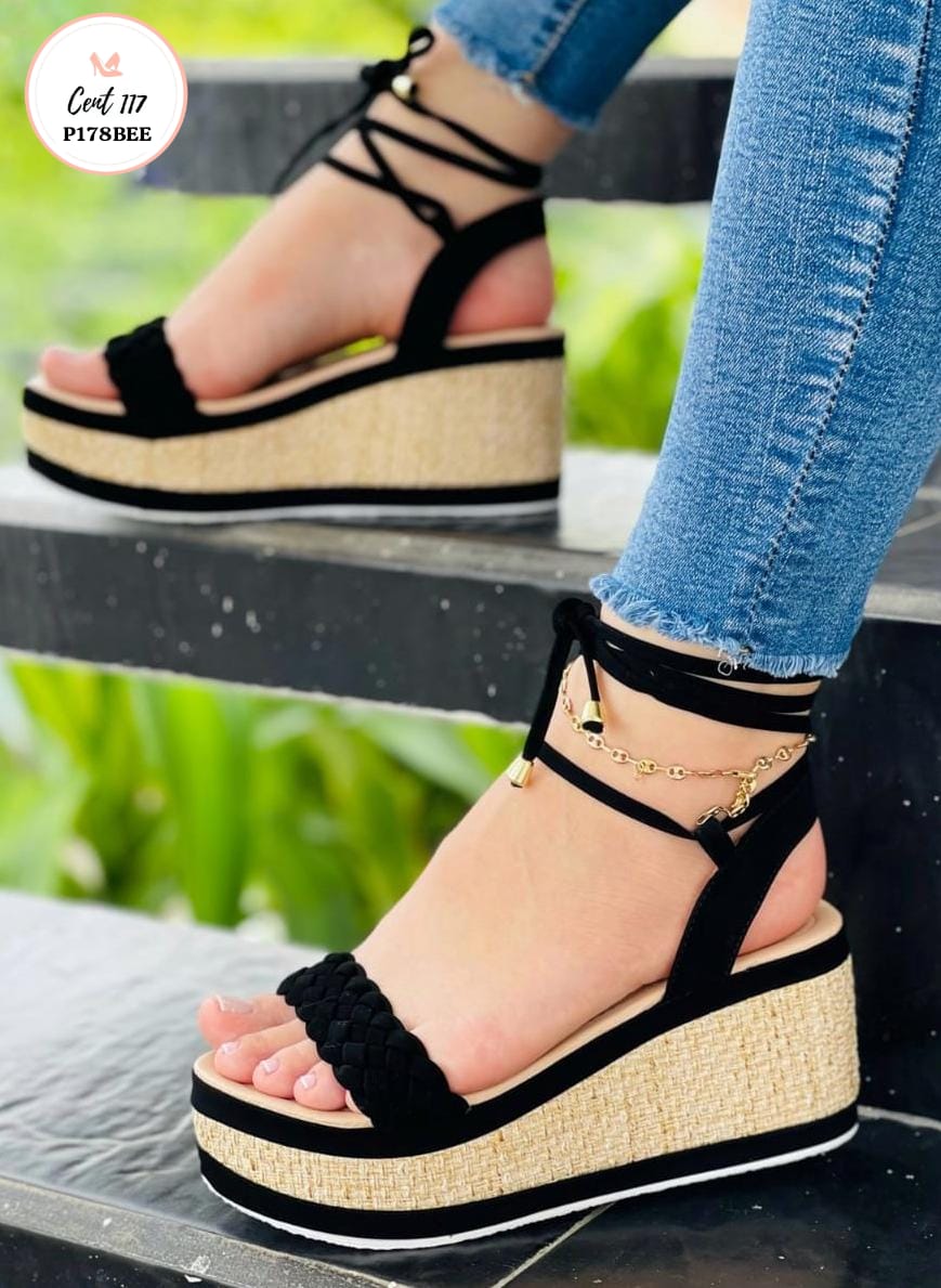 Sandalias de Plataforma de Yute con Tiras y Cadenas Metálicas - Ref. P178